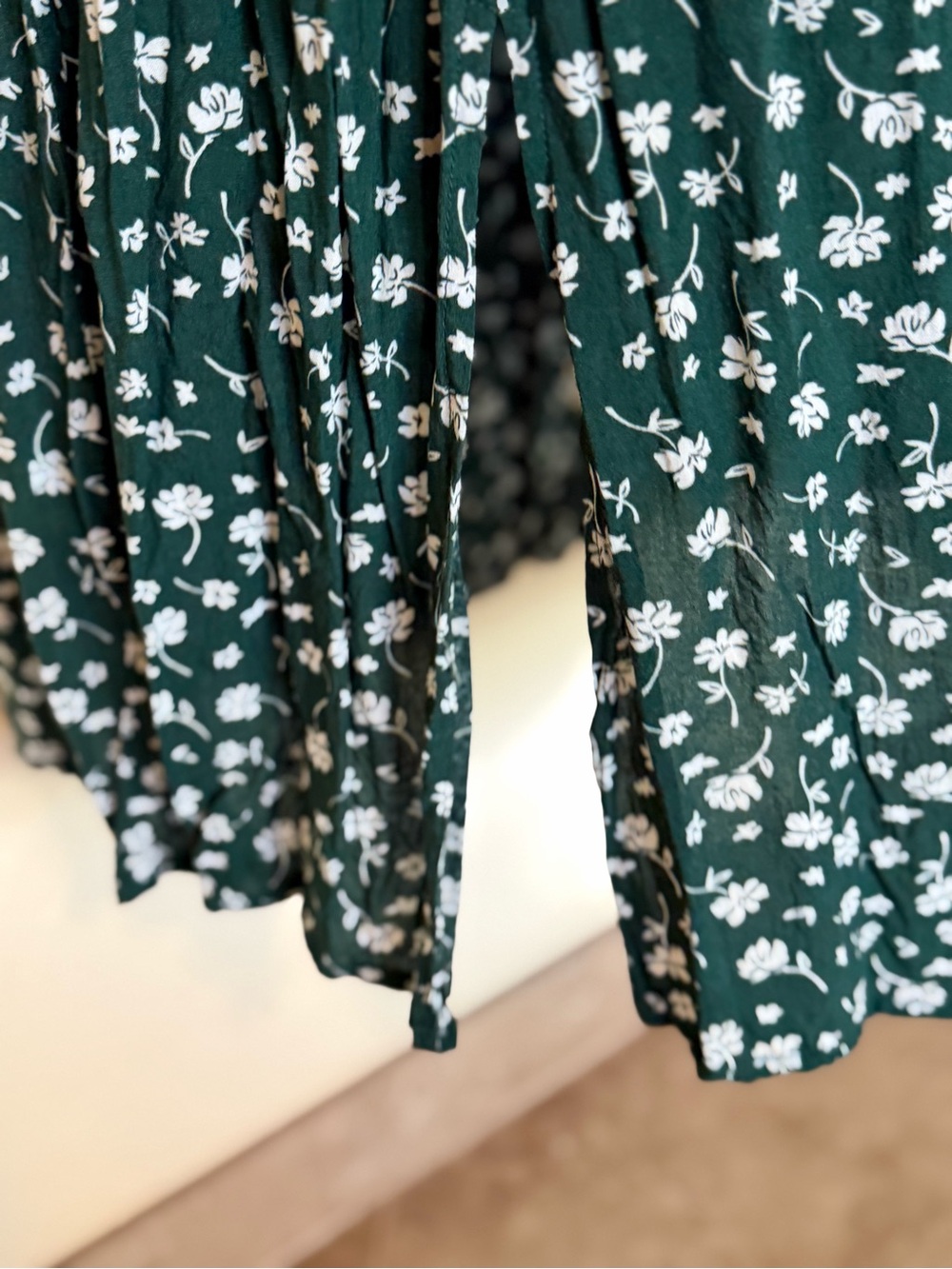 Bohme Green & White Floral Midi Length Dress - Picture 2 of 12
